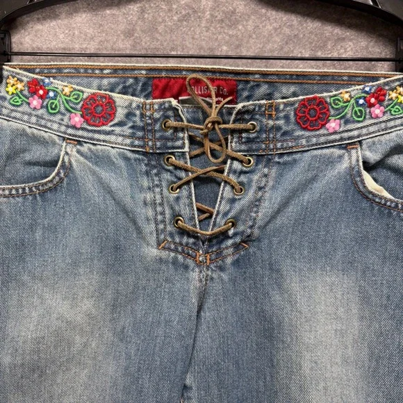 Y2K Hollister Boot Cut Flare Jeans Womens 8R Lace Up Fly Floral Embroidered RARE - Picture 3 of 16